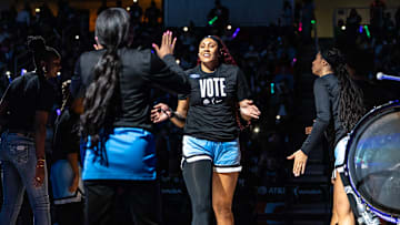 Los Angeles Sparks v Chicago Sky