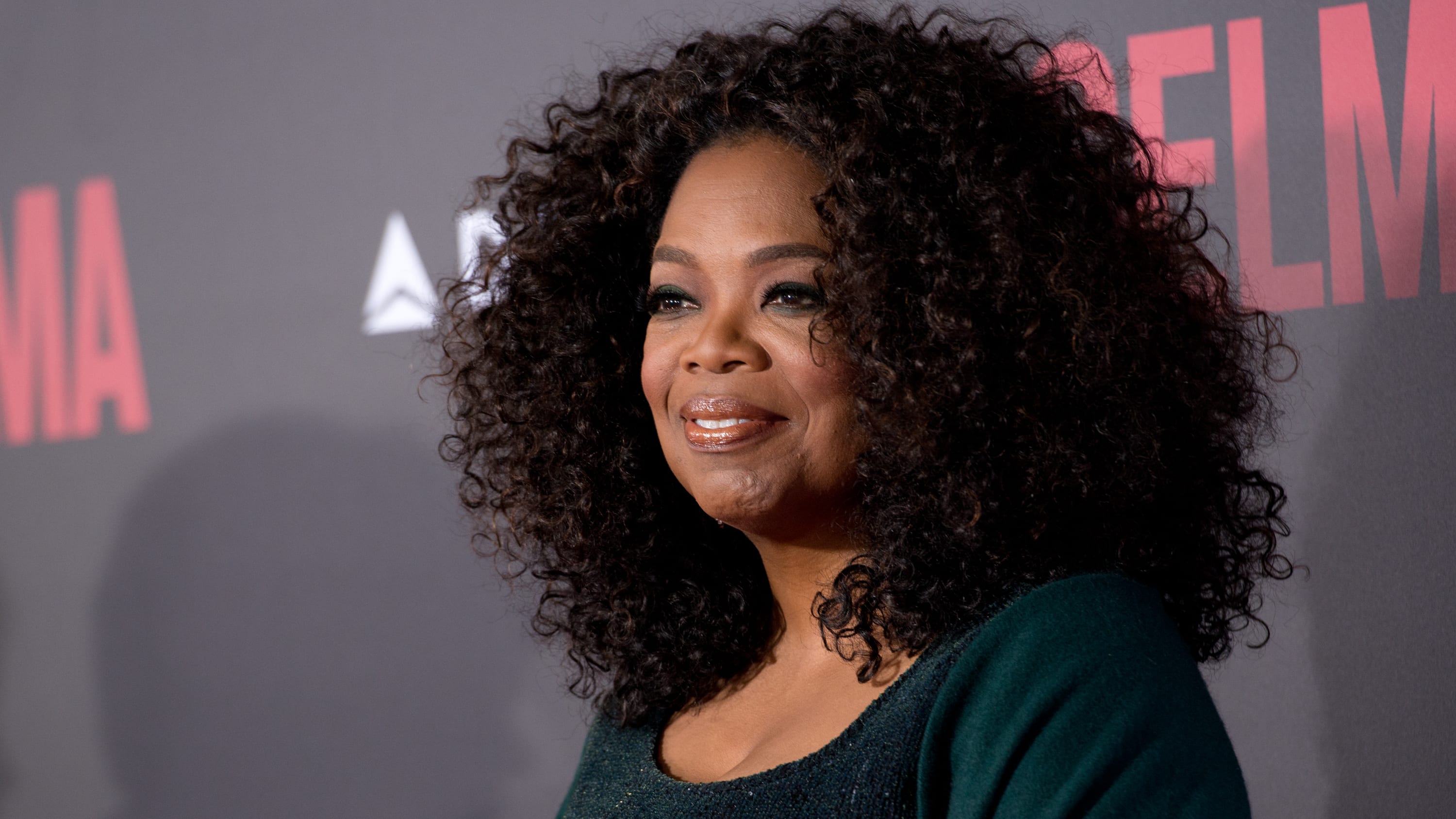 10 Incredible Facts About Oprah Winfrey