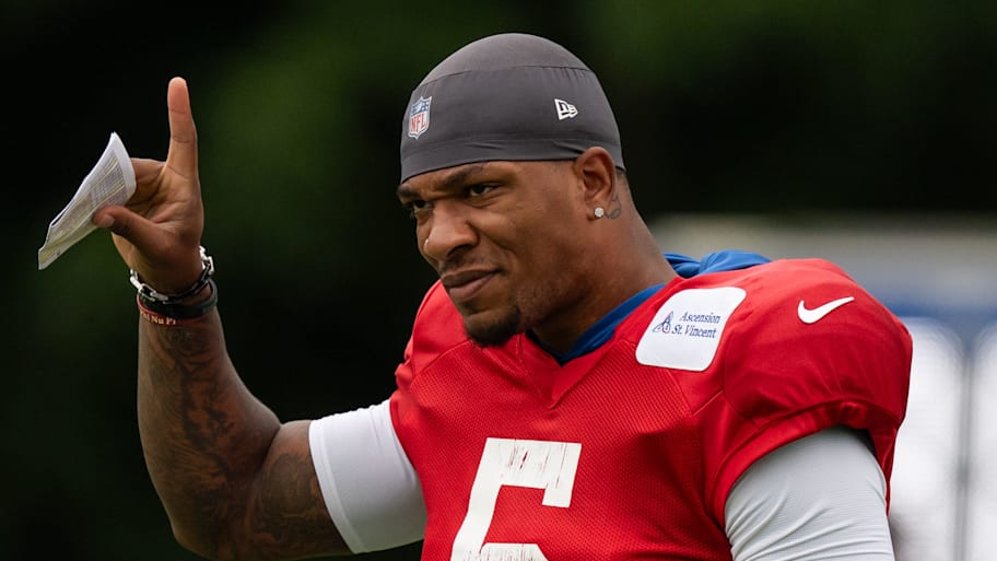 Anthony Richardson left Thursday's game with a finger injury. | Mykal McEldowney/IndyStar / USA TODAY NETWORK via Imagn Images