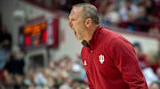Indiana coach Darian DeVries yells near the bench Nov. 16, 2025, vs. Incarnate Word at Simon Skjodt Assembly Hall.