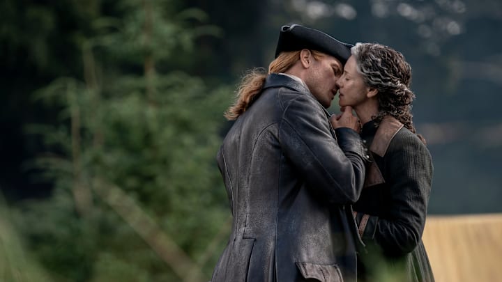 Sam Heughan (“Jamie Fraser”) and Caitríona Balfe (“Claire Fraser”) in Outlander season 8 episode 10. Robert Wilson/STARZ