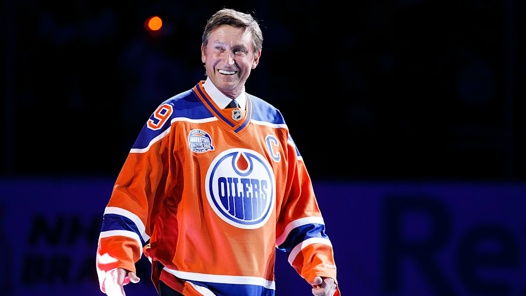Vancouver Canucks v Edmonton Oilers