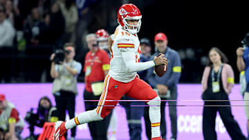 Kansas City Chiefs v Los Angeles Chargers
