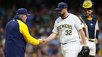 Arizona Diamondbacks v Milwaukee Brewers