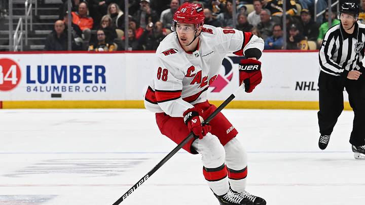 Martin Necas Carolina Hurricanes