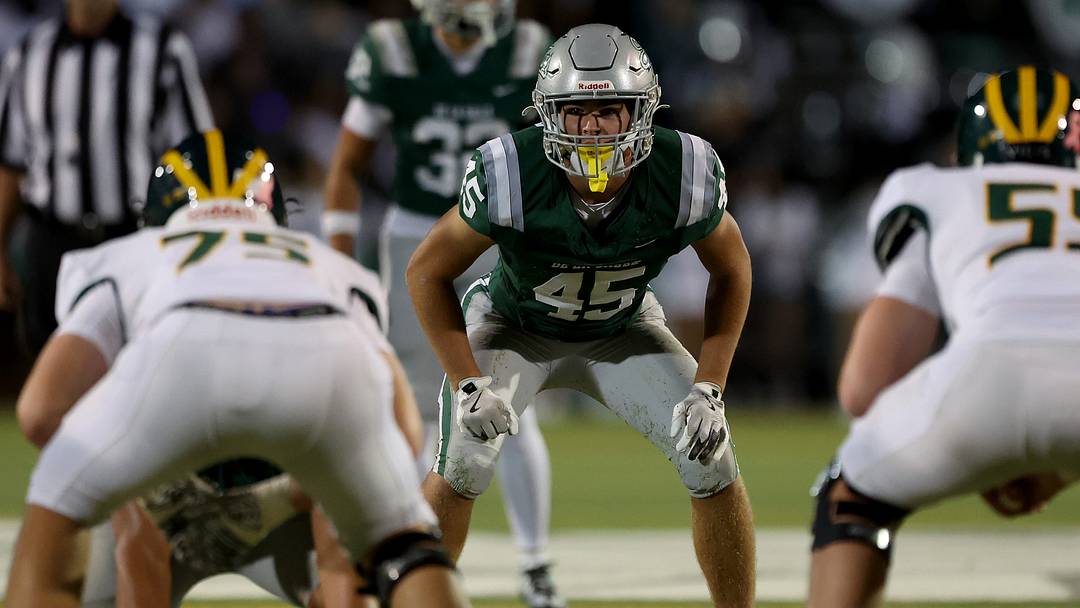 De La Salle junior Landon Miller follows in the footsteps of many great linebackers at his school and in the state, including former Spartan DJ Williams.  His sixth-ranked Spartans travel to No. 22 Serra-San Mateo, alma mater of the great Tom Brady, for a sterling Friday Night Lights opener.