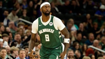 Memphis Grizzlies v Milwaukee Bucks