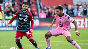 Lorenzo Insigne stays at Toronto FC despite European interest