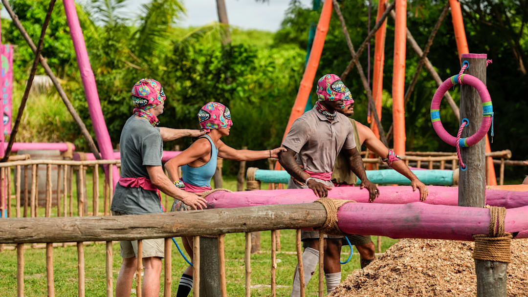 “Did You Vote for a Swap?” – A foreboding treemail message leaves castaways hungry for information regarding an imminent change. Knowledge is power as the boomerang idols begin to rear their heads within tribes. Then, past mistakes and baggage haunt players in their quest for redemption on SURVIVOR 50, Wednesday, March 11. Photo: Robert Voets/CBS ©2025 CBS Broadcasting, Inc. All Rights Reserved.