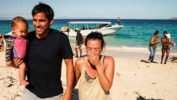 "The Full Circle" - Parvati Shallow and her loved ones on the Tenth episode of SURVIVOR: WINNERS AT WAR, airing Wednesday, April 15 (8:00-9:01 PM, ET/PT) on the CBS Television Network. Photo: Robert Voets/CBS Entertainment ©2020 CBS Broadcasting, Inc. All Rights Reserved