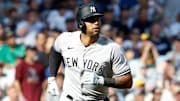 Aaron Hicks se pierde el resto de la postemporada 
