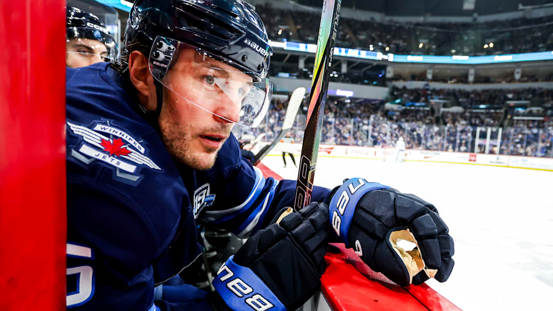 Toronto Maple Leafs v Winnipeg Jets
