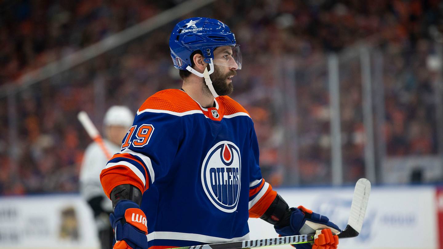 The gamesmanship of the injury situation surrounding Adam Henrique - Vimarsana News