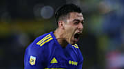 El jugador Cristian Pavón celebra un gol con Boca Juniors.