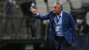 Em ano de Mundial, Tite dá indícios de que pouquíssimos testes serão feitos na seleção brasileira