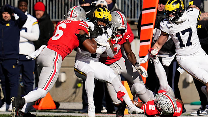 Brawl Breaks Out Between Ohio State Buckeyes, Michigan After Game