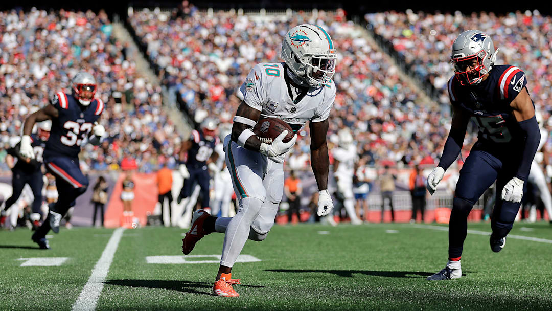 Miami Dolphins v New England Patriots