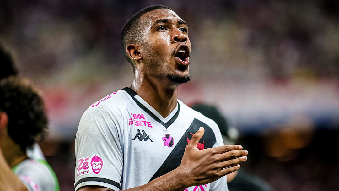 Rayan atravessa grande fase no Vasco Rayan atravessa grande fase no Vasco
