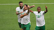 Coelho soma apenas 18 pontos