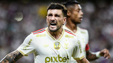 Arrascaeta volta a ficar à disposição no Flamengo