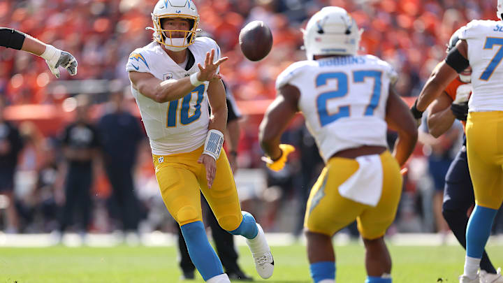 Los Angeles Chargers v Denver Broncos