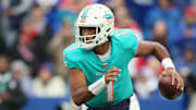 Tua Tagovailoa tiene una lesión en la mano