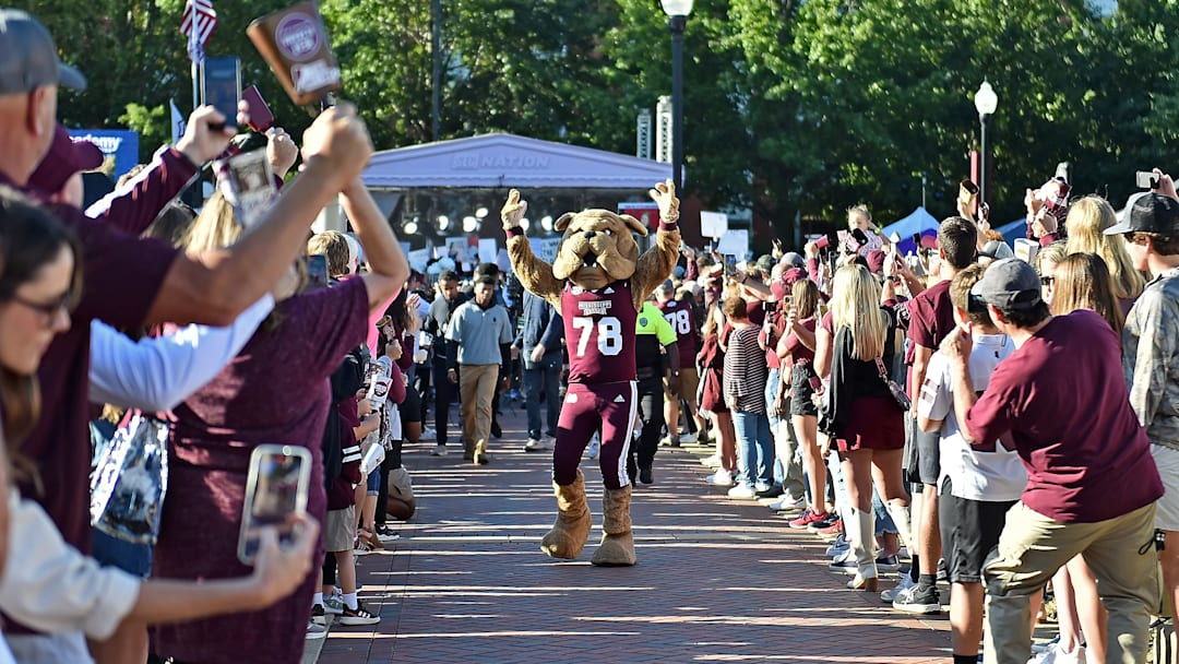 Arkansas v Mississippi State