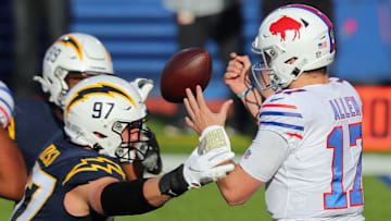 Los Angeles Chargers v Buffalo Bills