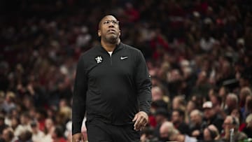 Nov 29, 2024; Portland, Oregon, USA; Sacramento Kings head coach Mike Brown looks up during a time out during the first half against the Portland Trail Blazers at Moda Center. Mandatory Credit: Troy Wayrynen-Imagn Images