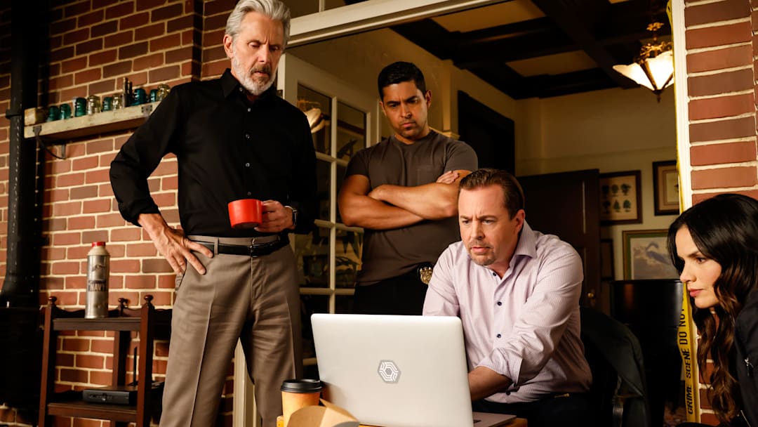 “Prodigal Son (Part 1)” – NCIS. Pictured (L-R): Gary Cole as NCIS Special Agent Alden Parker, Wilmer Valderrama as NCIS Special Agent Nicholas “Nick” Torres, Sean Murray as Special Agent Timothy McGee, and Katrina Law as NCIS Special Agent Jessica Knight. Photo: Sonja Flemming/CBS ©2025 CBS Broadcasting, Inc. All Rights Reserved.