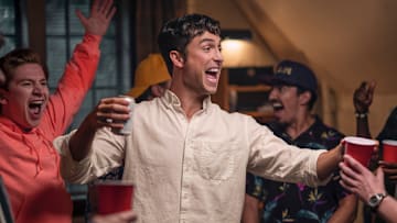 Benito Skinner in Overcompensating on Prime Video