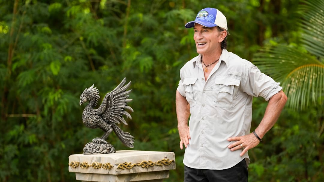 “Did You Vote for a Swap?” – A foreboding treemail message leaves castaways hungry for information regarding an imminent change. Knowledge is power as the boomerang idols begin to rear their heads within tribes. Then, past mistakes and baggage haunt players in their quest for redemption on SURVIVOR 50, Wednesday, March 11. Photo: Robert Voets/CBS ©2025 CBS Broadcasting, Inc. All Rights Reserved.