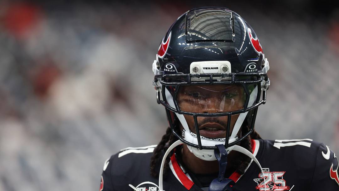 Aug 20, 2026; Houston, Texas, USA; Houston Texans wide receiver Nico Collins (12) catches a ball and warm-ups before the Houston Texans played the Las Vegas Raiders at Reliant Stadium. Mandatory Credit: Thomas Shea-Imagn Images Aug 20, 2026; Houston, Texas, USA; Houston Texans wide receiver Nico Collins (12) catches a ball and warm-ups before the Houston Texans played the Las Vegas Raiders at Reliant Stadium. Mandatory Credit: Thomas Shea-Imagn Images