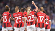 Die Spielerinnen im Trikot des AC Mailand.