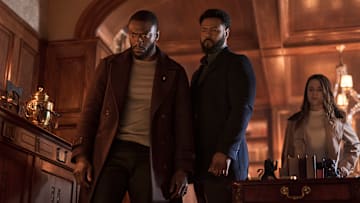 Aldis Hodge as Alex Cross, Isaiah Mustafa as John Sampson, Alona Tal as Kayla Craig.