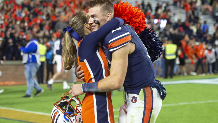 Bo Nix's wife Izzy, a former Auburn cheerleader, was short and sweet with her words after his successful Denver Broncos debut