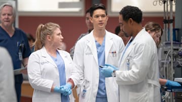 GREYÕS ANATOMY - ÒBust Your WindowsÓ - A window washerÕs platform crashes through a hospital window, testing the Grey Sloan teamÕs limits. Meanwhile, Blue and Simone clash over their living arrangements, and Lucas strives to impress Catherine while on her service.THURSDAY, APRIL 17 (10:00-11:00 p.m. EDT) on ABC. (Disney/Anne Marie Fox) 
JAICY ELLIOT, HARRY SHUM JR., JASON GEORGE