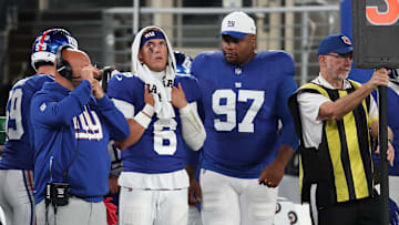 New York Giants quarterback Jaxson Dart (6) on the sidelines during the second quarter against the New England Patriots at MetLife Stadium on Aug. 21. 