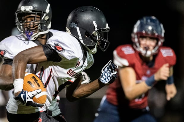 Southside's Derick Smith (6) returns a kick at Montgomery Academy in 2021. 