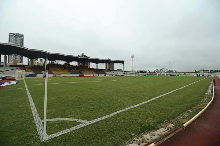 Atletico PR v Coritiba - Brasileirao Series A 2014