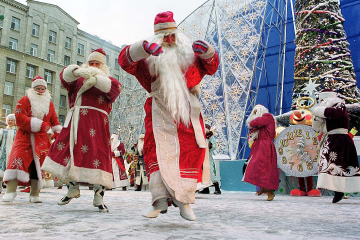 Ded Moroz Dances In Moscow