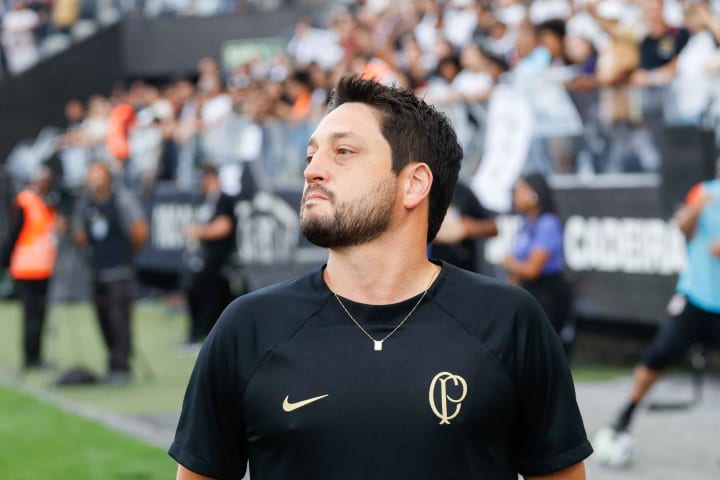 Arthur Elias, técnico do Corinthians Feminino