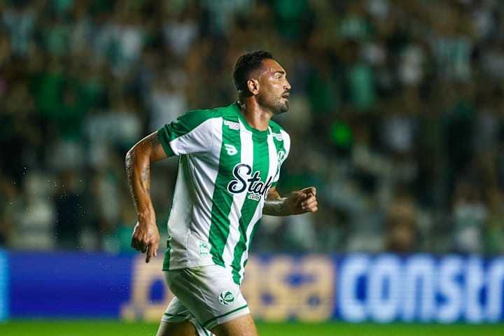 Gilberto, jogador do Juventude