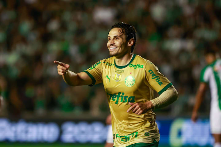 Raphael Veiga foi o grande nome da noite na serra gaúcha