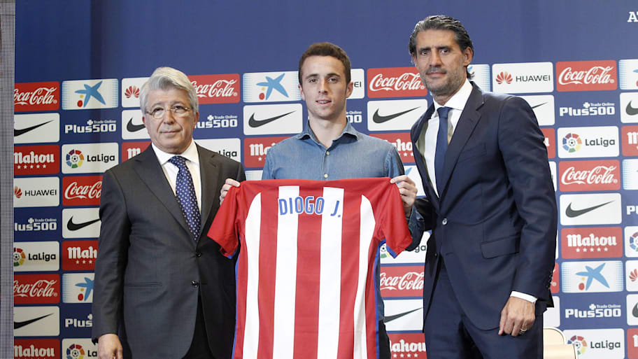 Diogo Jota at his Atlético Madrid unveiling.