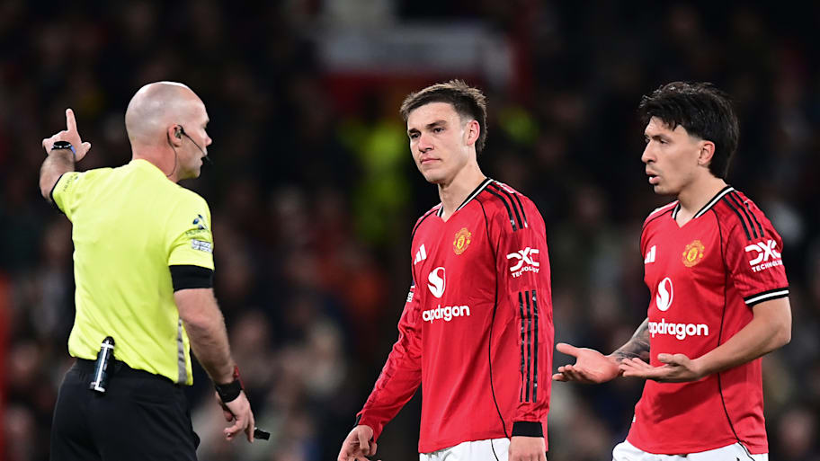 Manuel Ugarte, Lisandro Martínez.