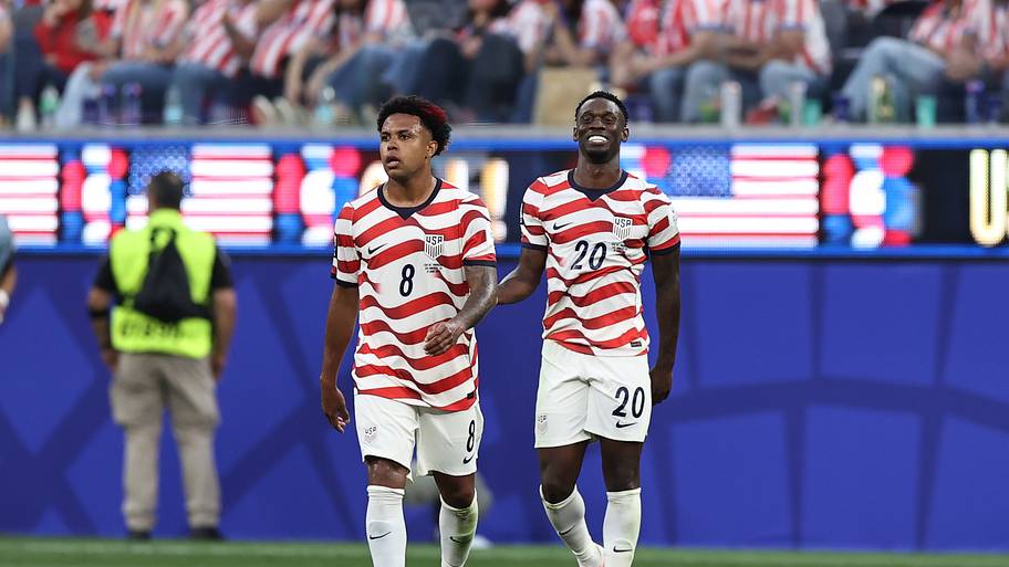 Weston McKennie, Folarin Balogun