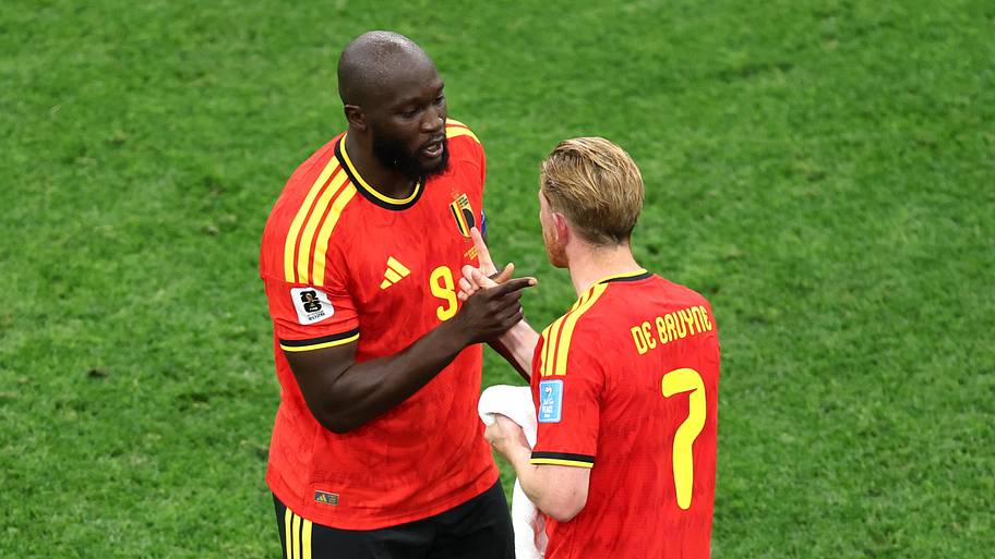 Romelu Lukaku (left) and Kevin De Bruyne