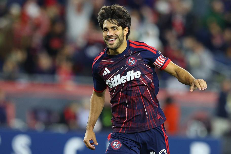 Carles Gil