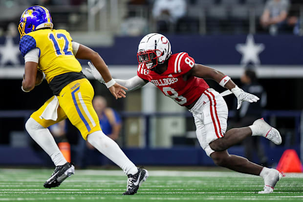 Texas high school football state championships: Carthage vs. Waco La Vega